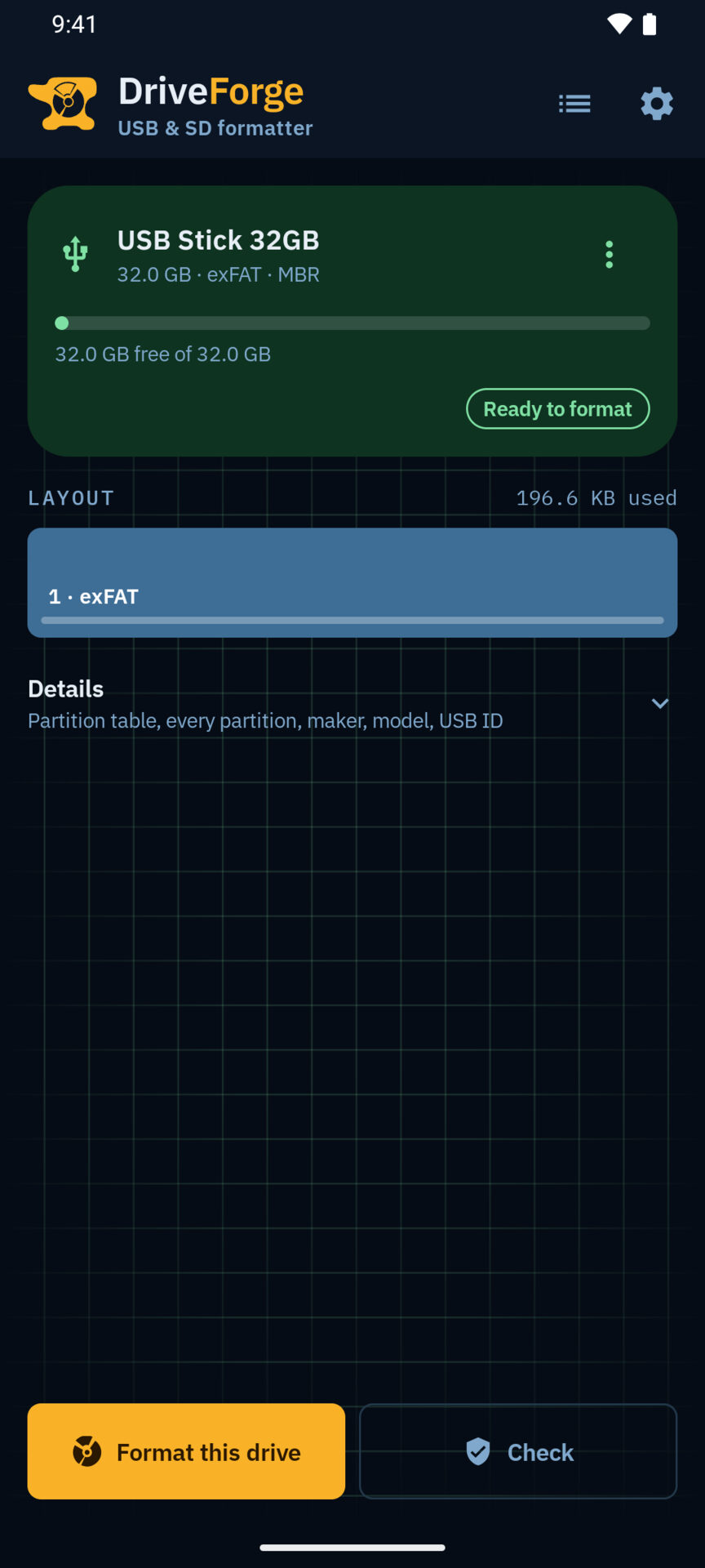 DriveForge's home screen: a 32 GB USB stick ready to format, its exFAT layout drawn as a bar, above the Format this drive and Check buttons.